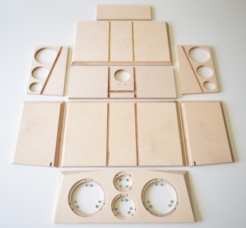 Illuminator-Center 01